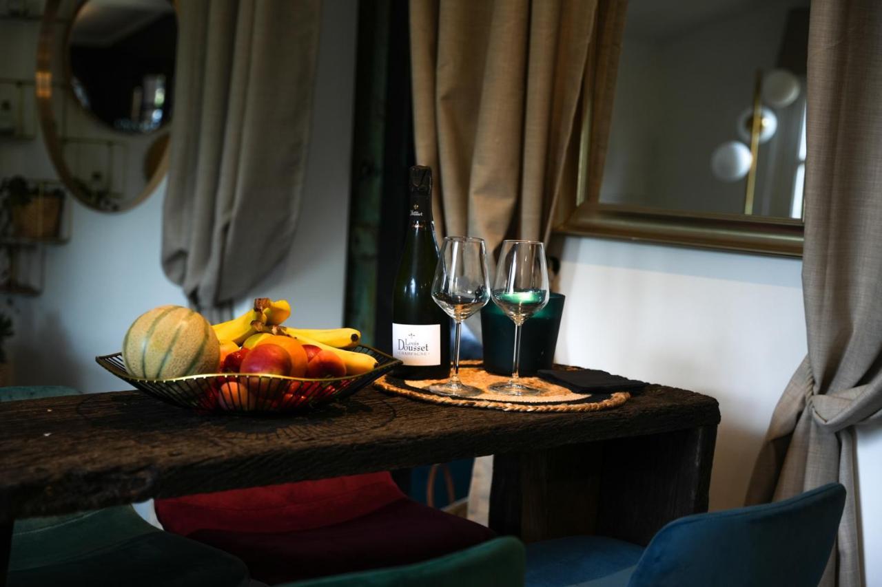 Cottage, Lodge & Spa Prouilly Extérieur photo