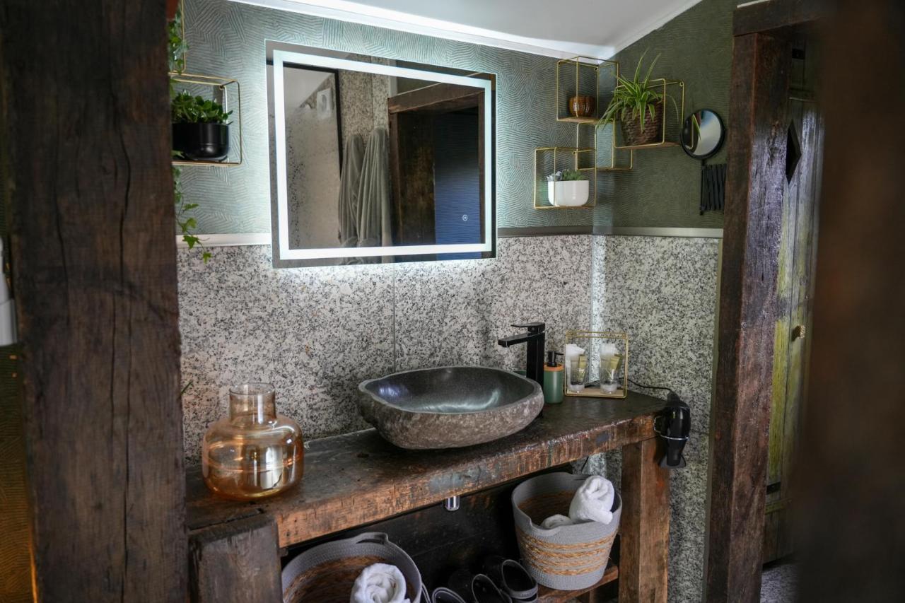 Cottage, Lodge & Spa Prouilly Extérieur photo